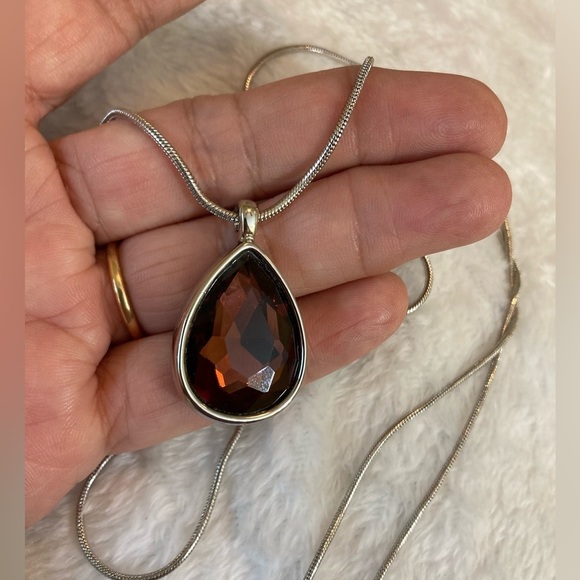 Adjustable Teardrop Shaped Purple Pendant‎ Necklace - Picture 1 of 8